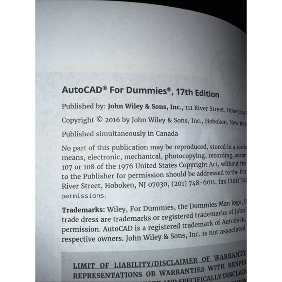 AutoCAD for Dummies by Fane, Bill Paperback Tech Textbook 17th Edition - Picture 6 of 6